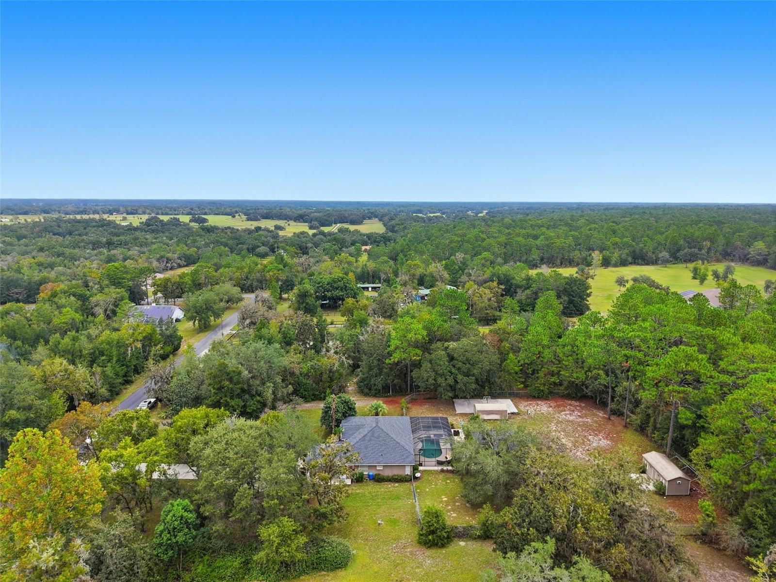 Listing photo id 66 for 10335 Dauphine Terrace