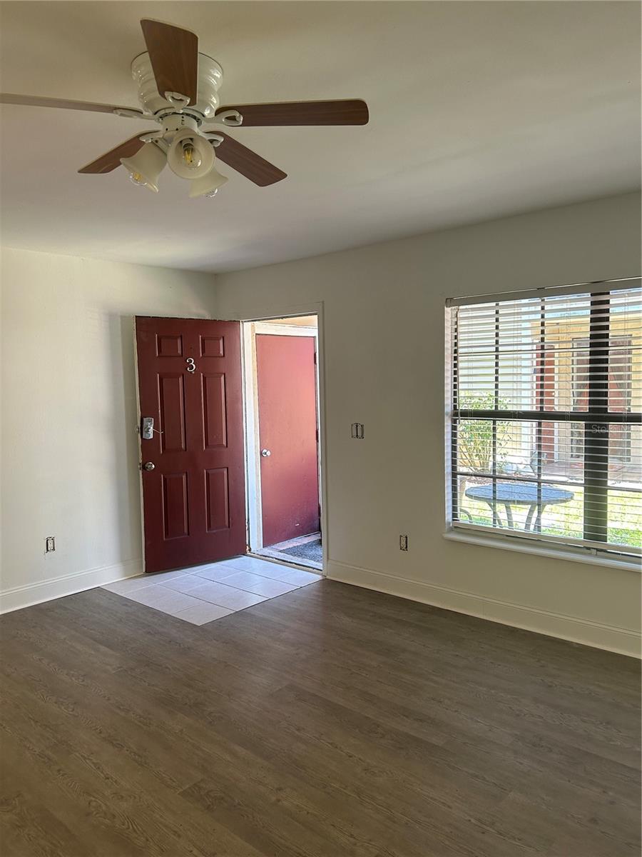 Image 5 of 15 For 21032 Voyager Boulevard 3