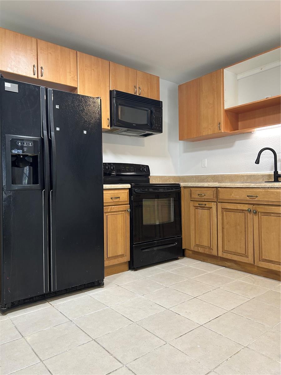Image 7 of 15 For 21032 Voyager Boulevard 3
