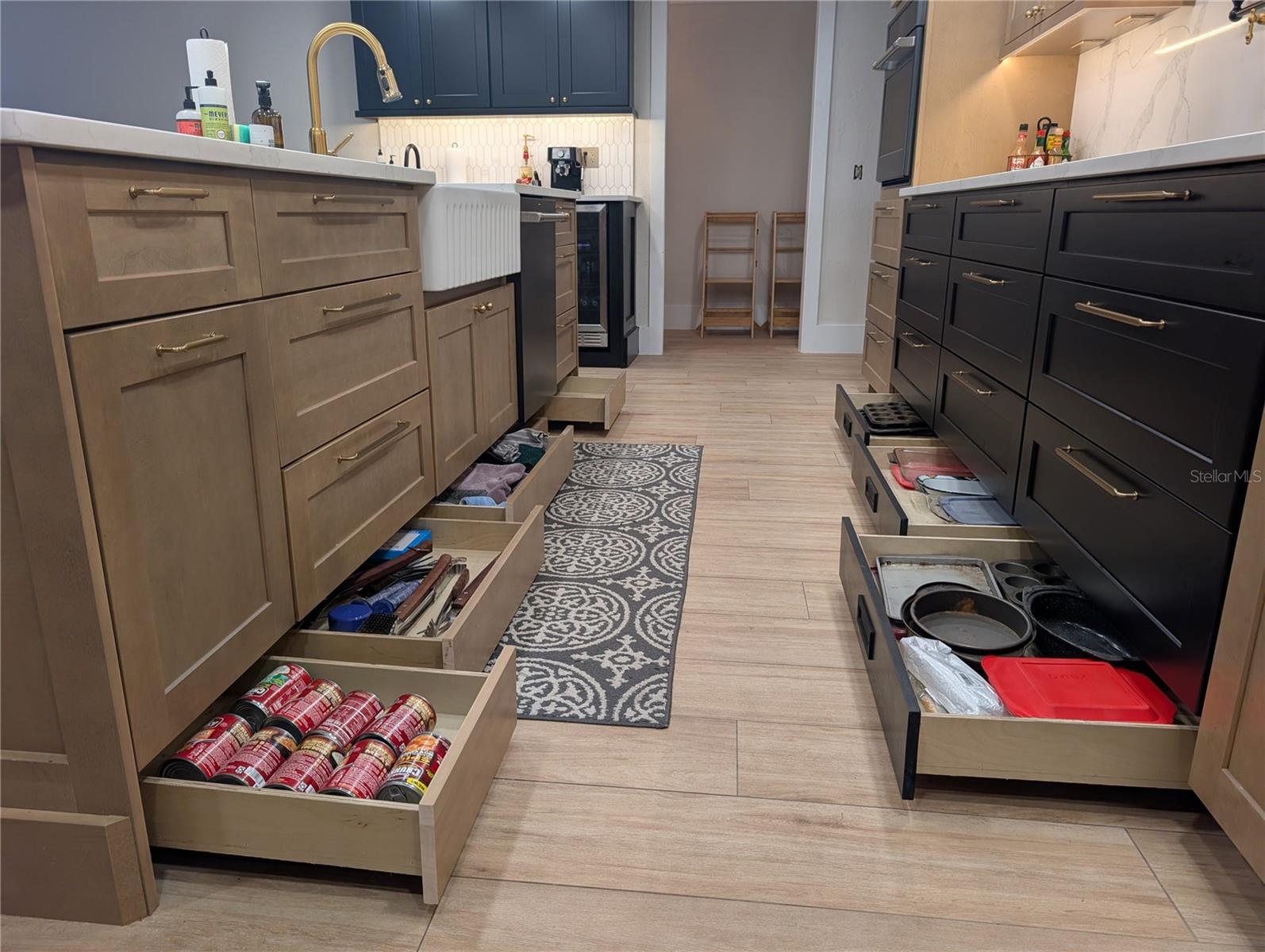 Image 10 of 66 For 6906 Collingswood Court