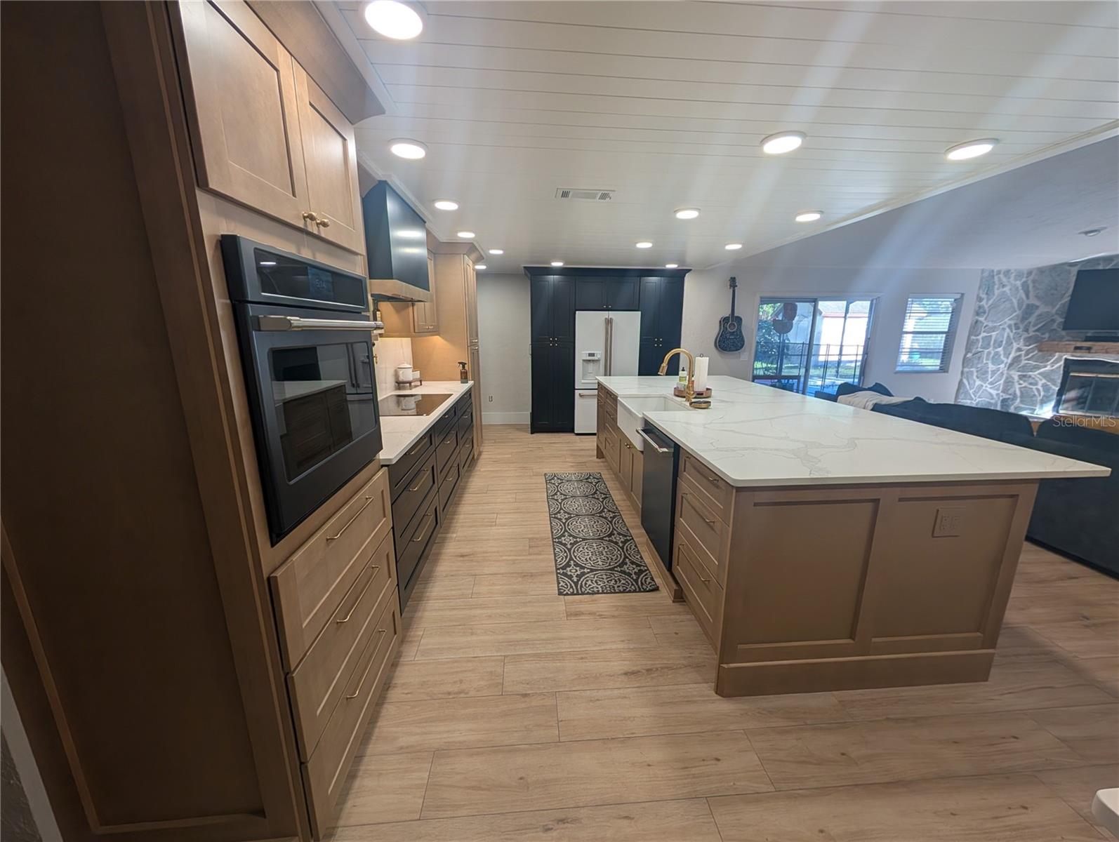 Image 15 of 66 For 6906 Collingswood Court