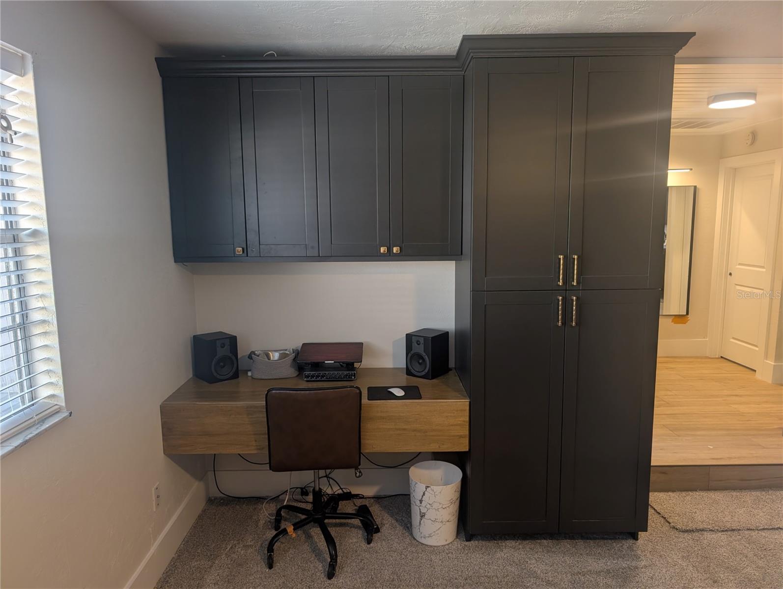 Image 33 of 66 For 6906 Collingswood Court