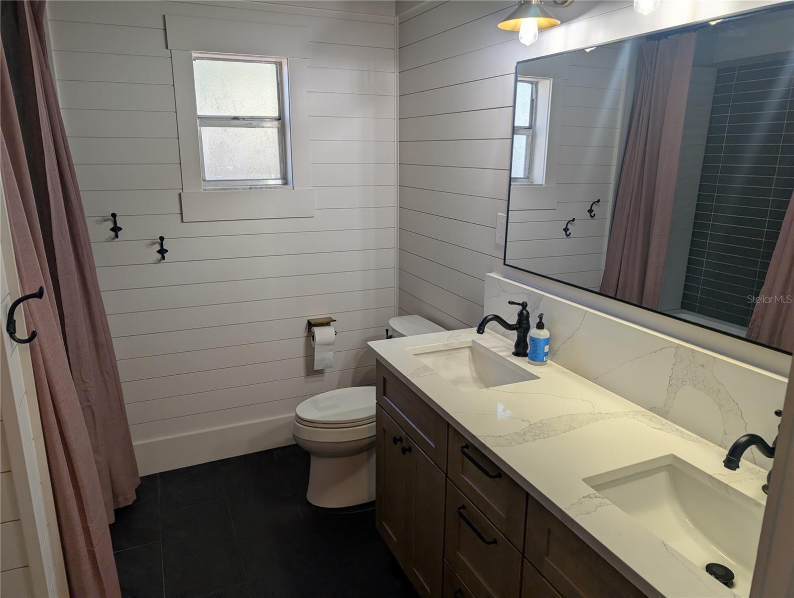 Image 40 of 66 For 6906 Collingswood Court