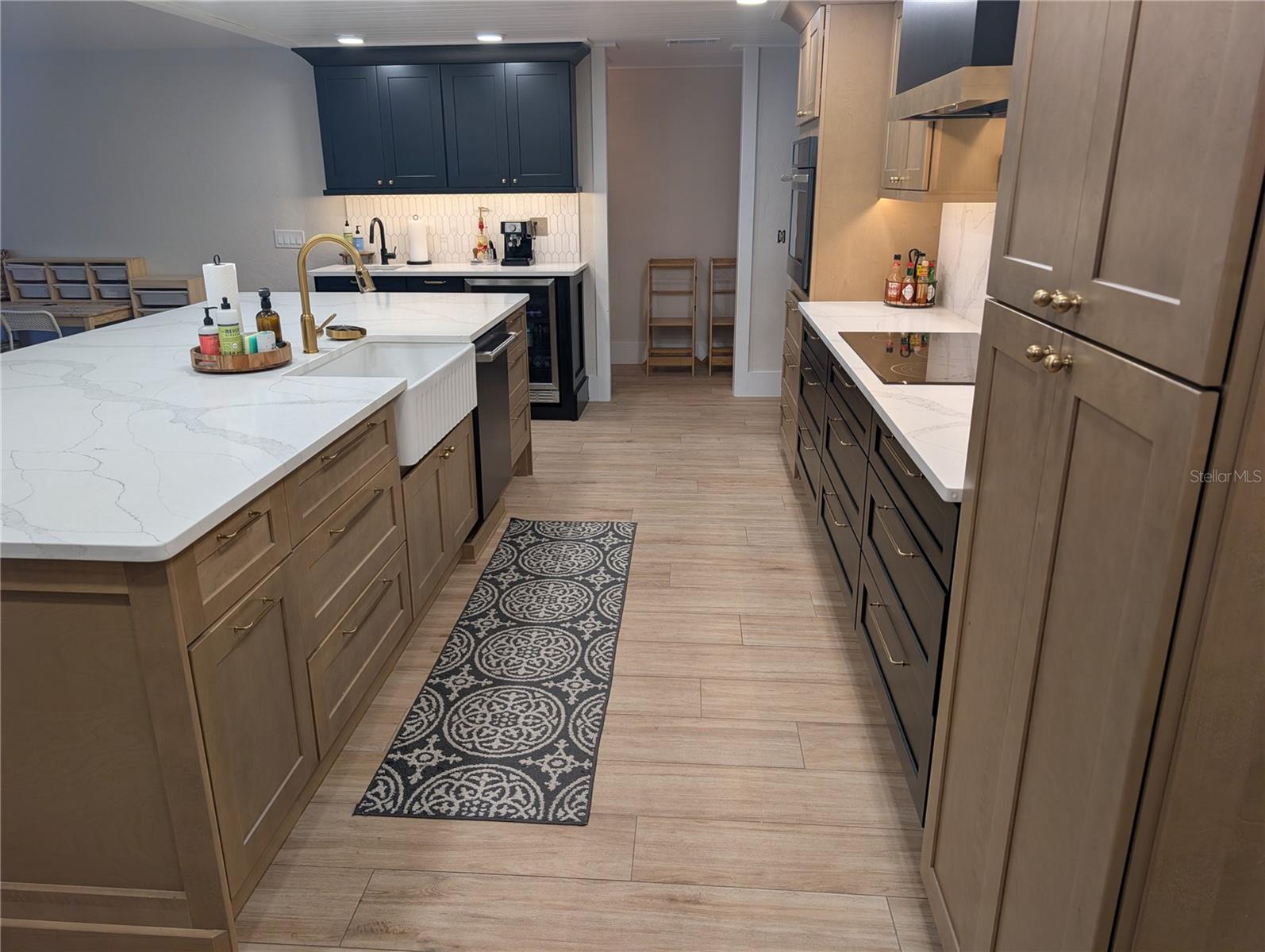 Image 9 of 66 For 6906 Collingswood Court