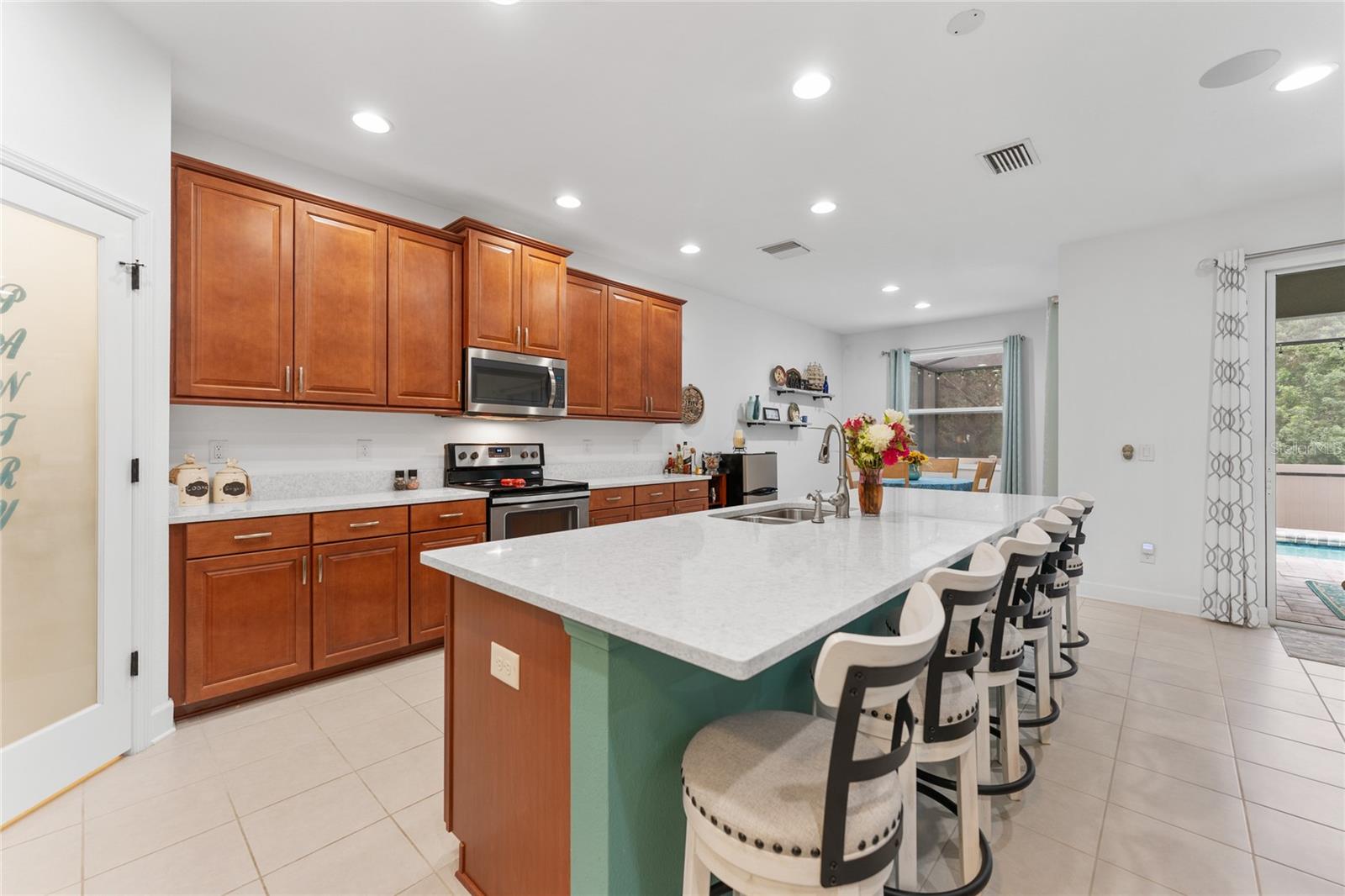 Image 16 of 54 For 1239 Windy Bay Shoal