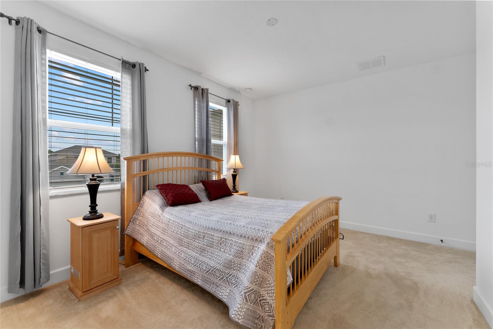 Image 31 of 54 For 1239 Windy Bay Shoal