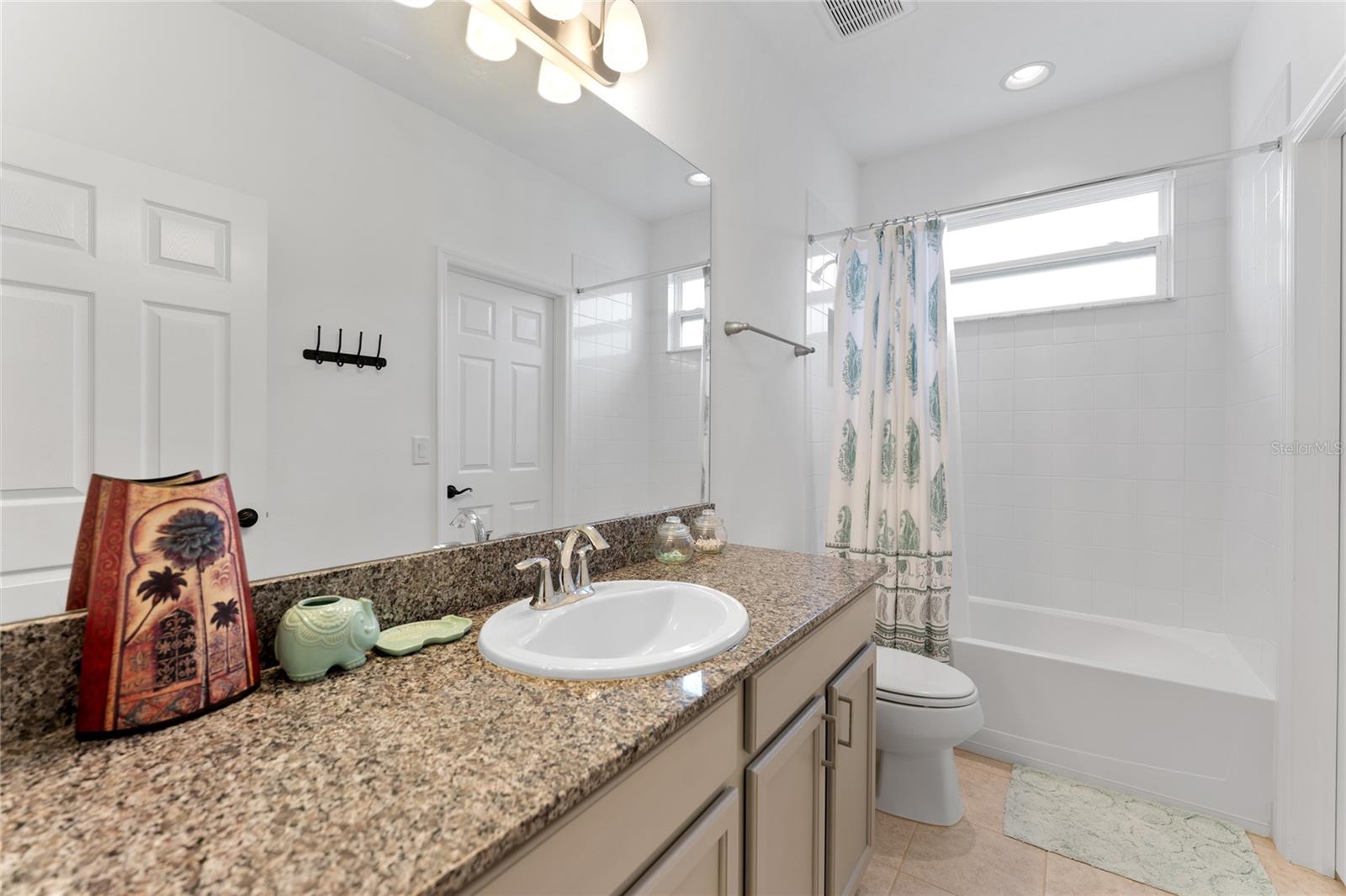 Image 32 of 54 For 1239 Windy Bay Shoal