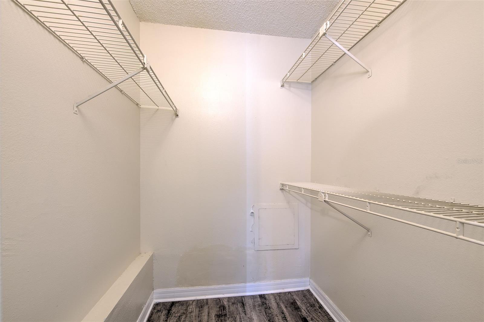 Image 18 of 26 For 308 Lake Parsons Green 106