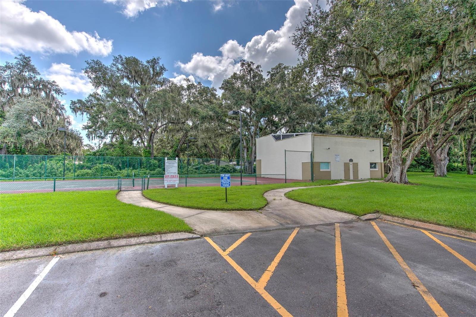 Image 26 of 26 For 308 Lake Parsons Green 106