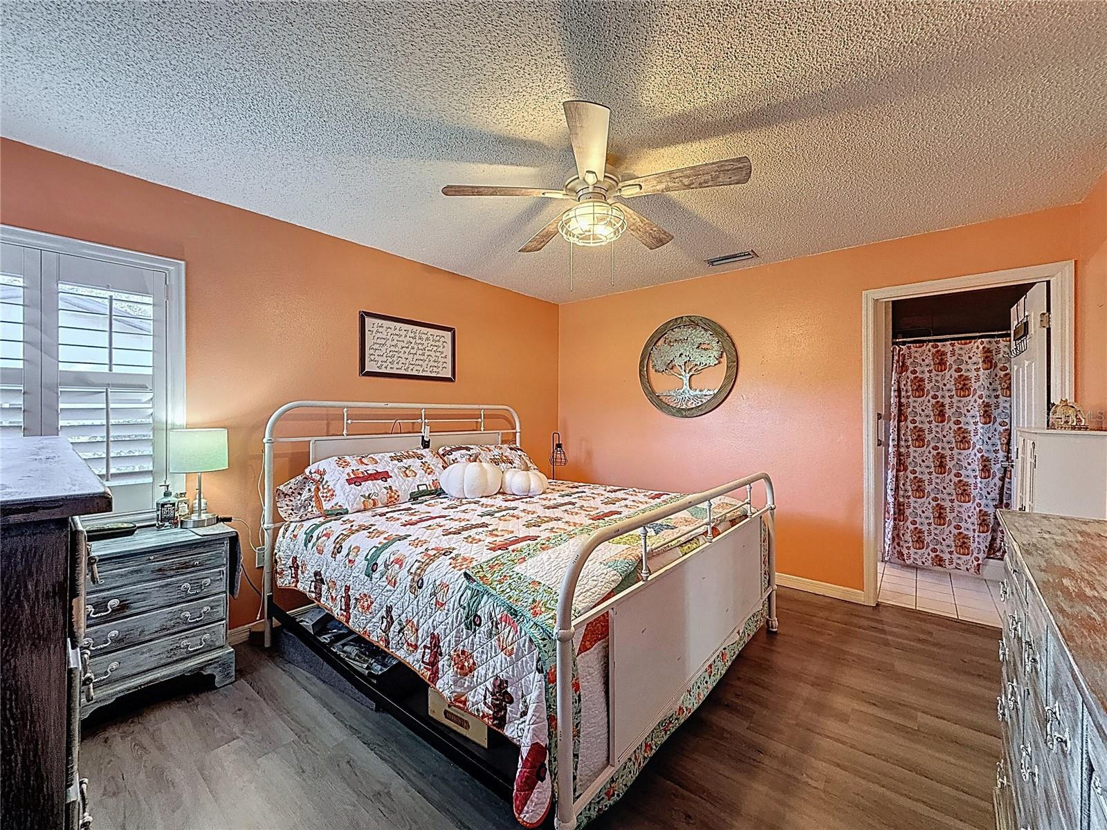 Image 51 of 80 For 6811 Kingstree Court