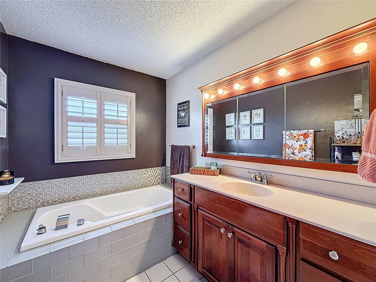 Image 54 of 80 For 6811 Kingstree Court