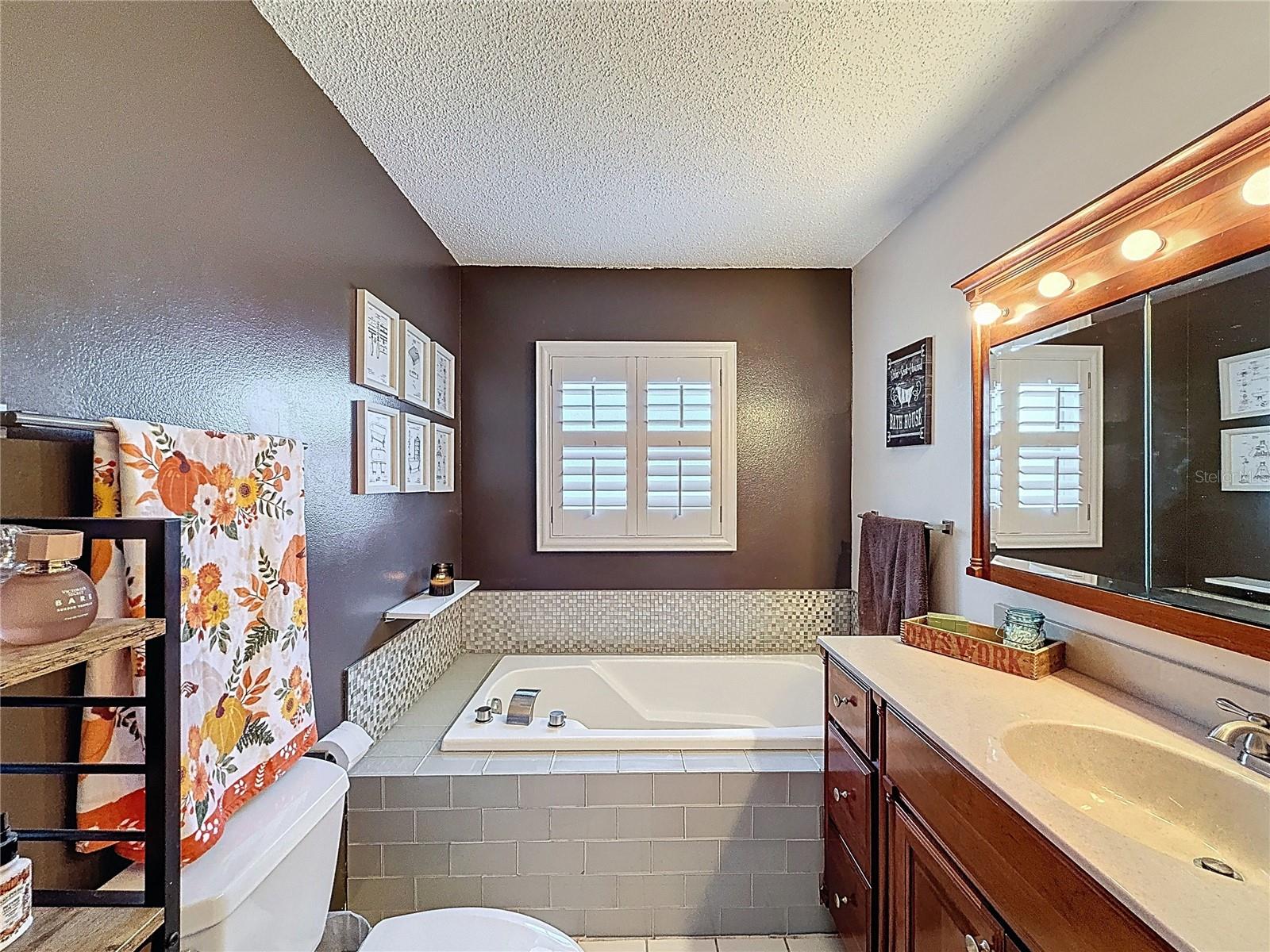 Image 55 of 80 For 6811 Kingstree Court