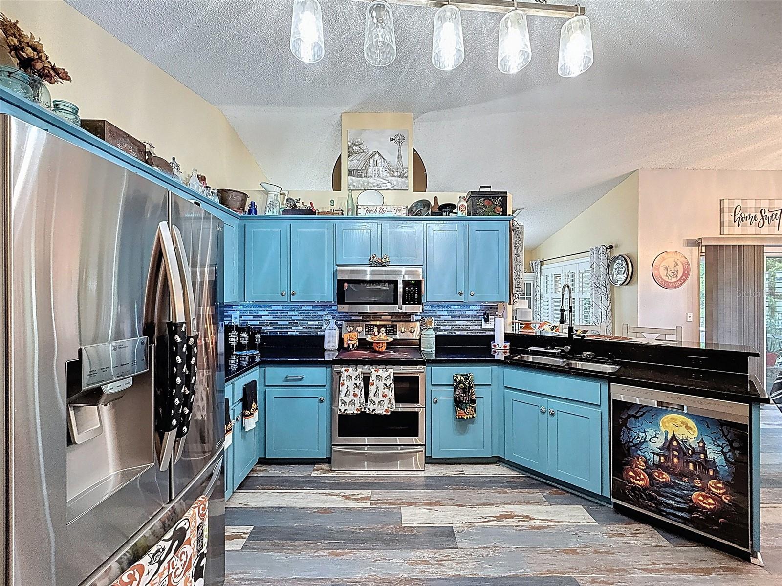 Image 64 of 80 For 6811 Kingstree Court