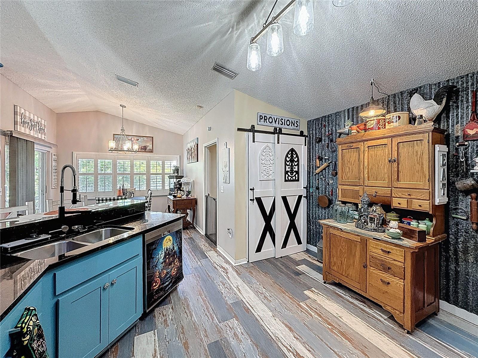 Image 68 of 80 For 6811 Kingstree Court