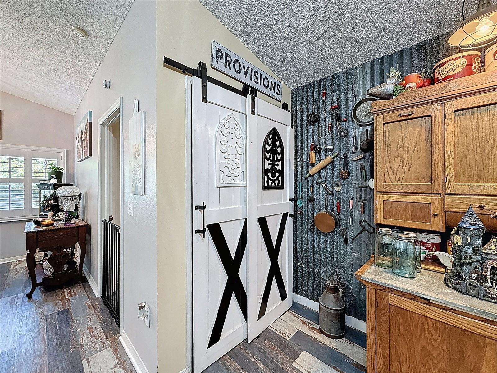 Image 69 of 80 For 6811 Kingstree Court