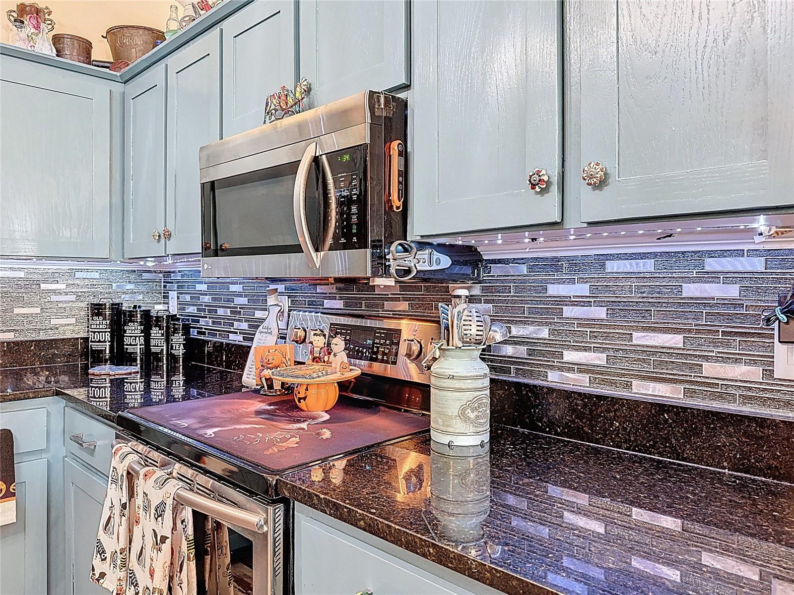 Image 71 of 80 For 6811 Kingstree Court