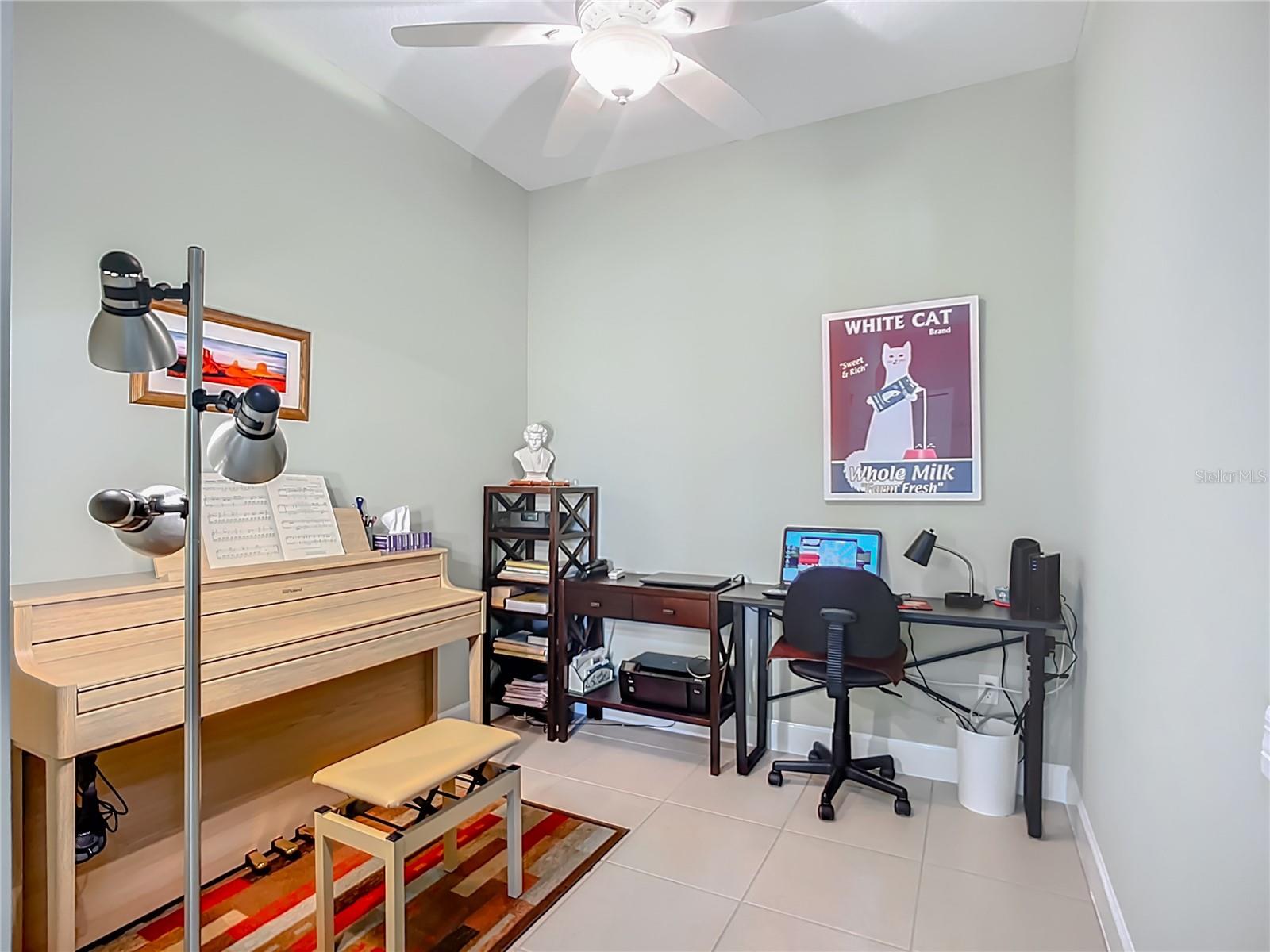 Image 23 of 43 For 689 Chipper Drive