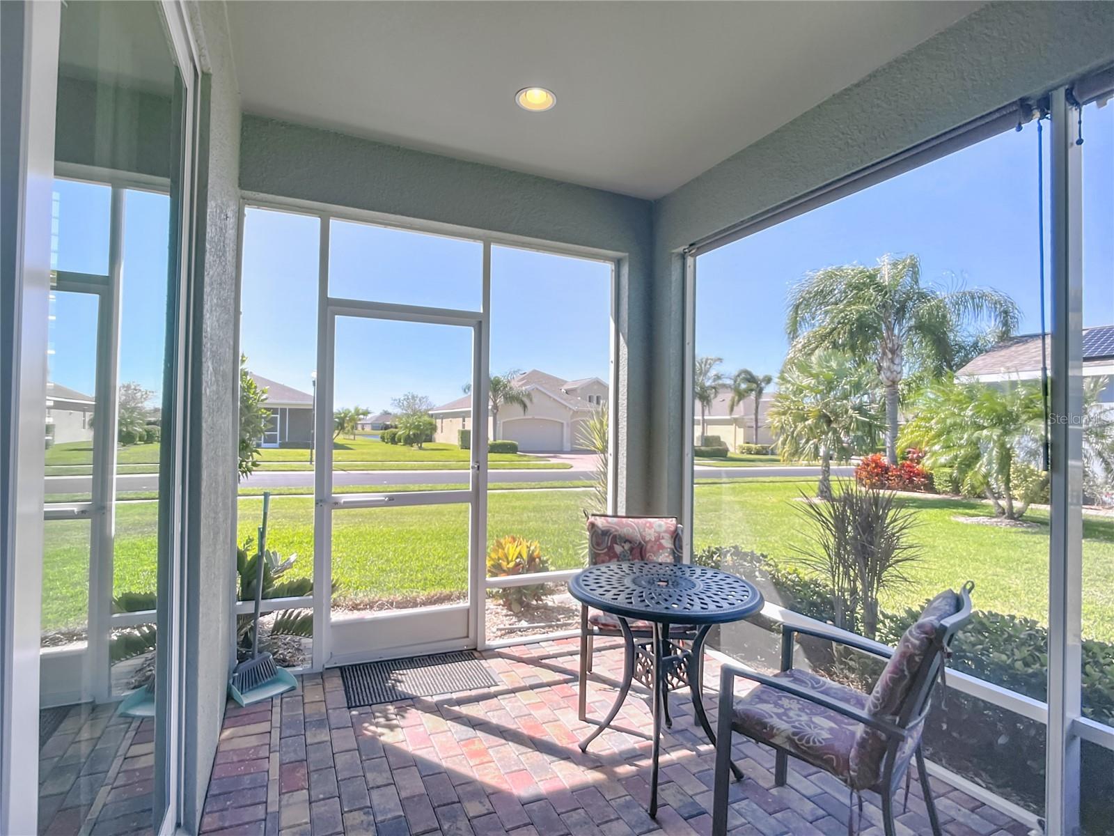 Image 28 of 43 For 689 Chipper Drive