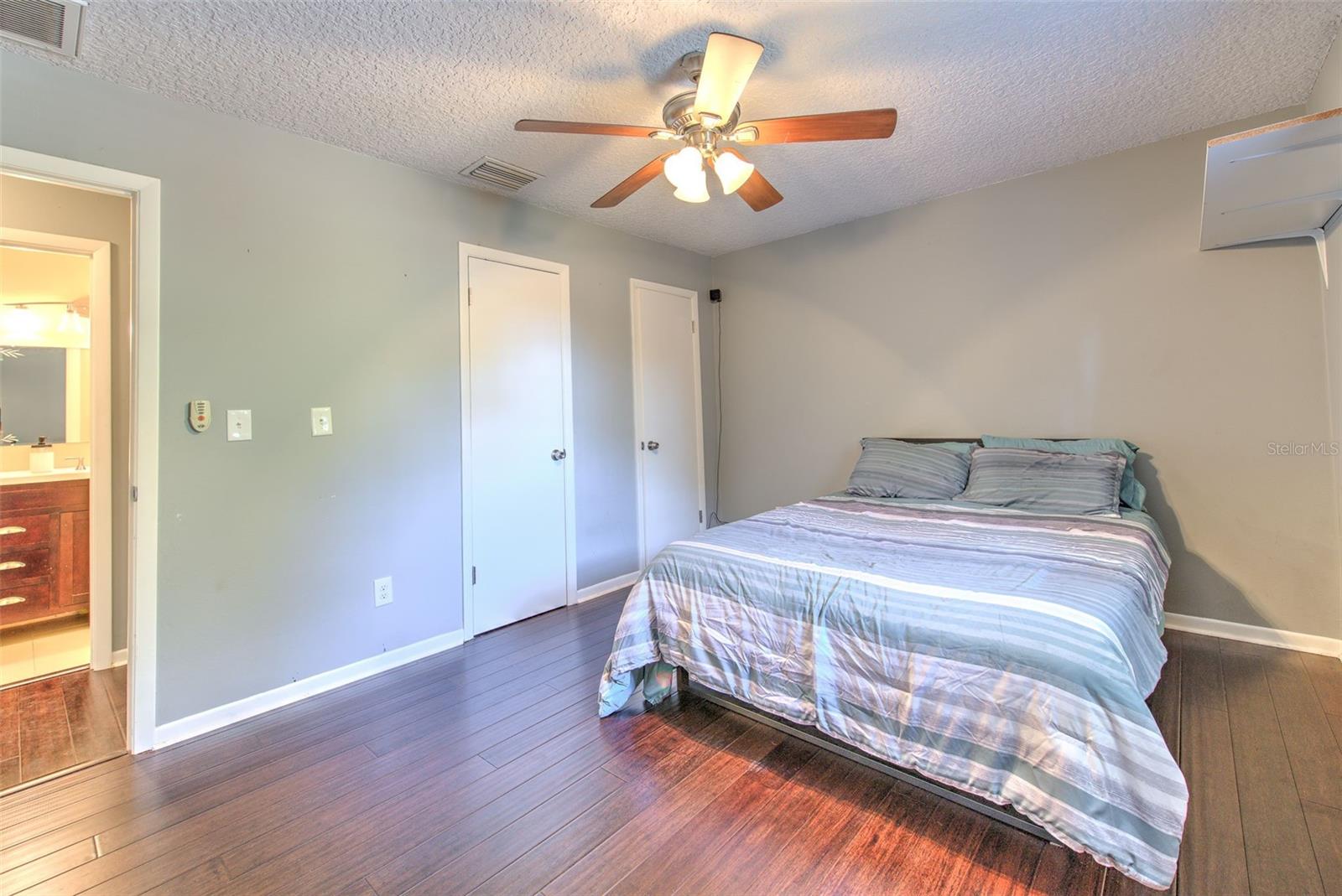 Image 30 of 64 For 37902 Springdale Road