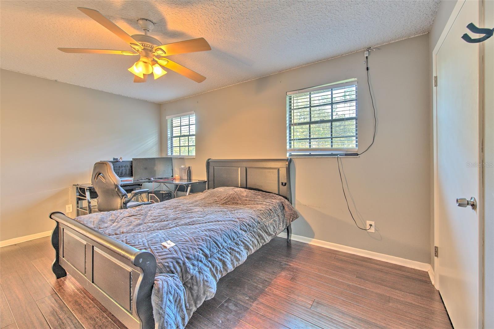 Image 31 of 64 For 37902 Springdale Road