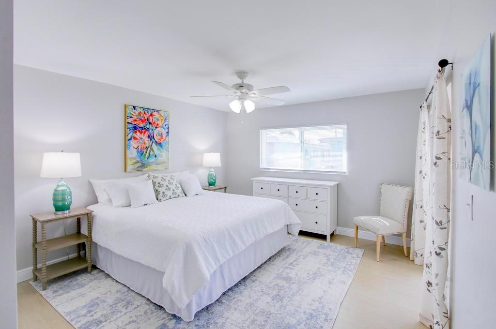 Image 15 of 39 For 5388 Acacia Trail N