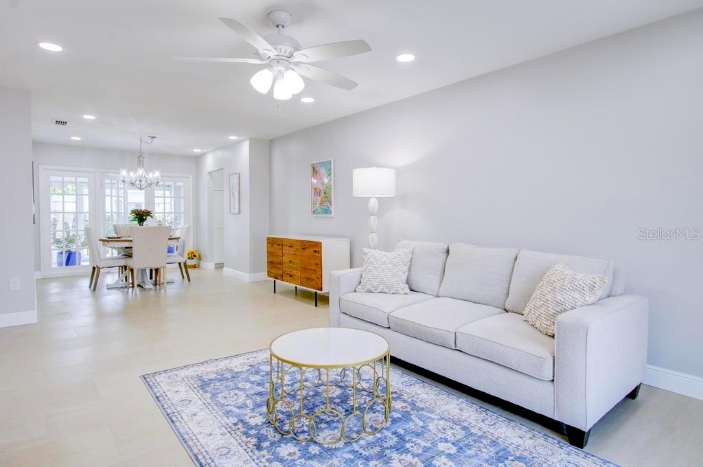 Image 4 of 39 For 5388 Acacia Trail N