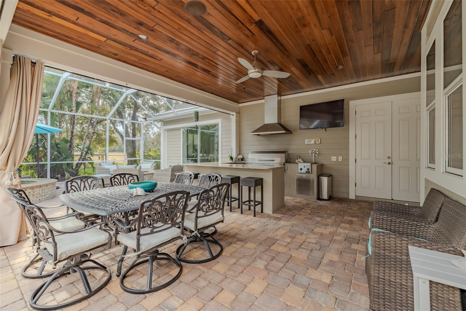 Image 17 of 76 For 5803 Thoreau Place