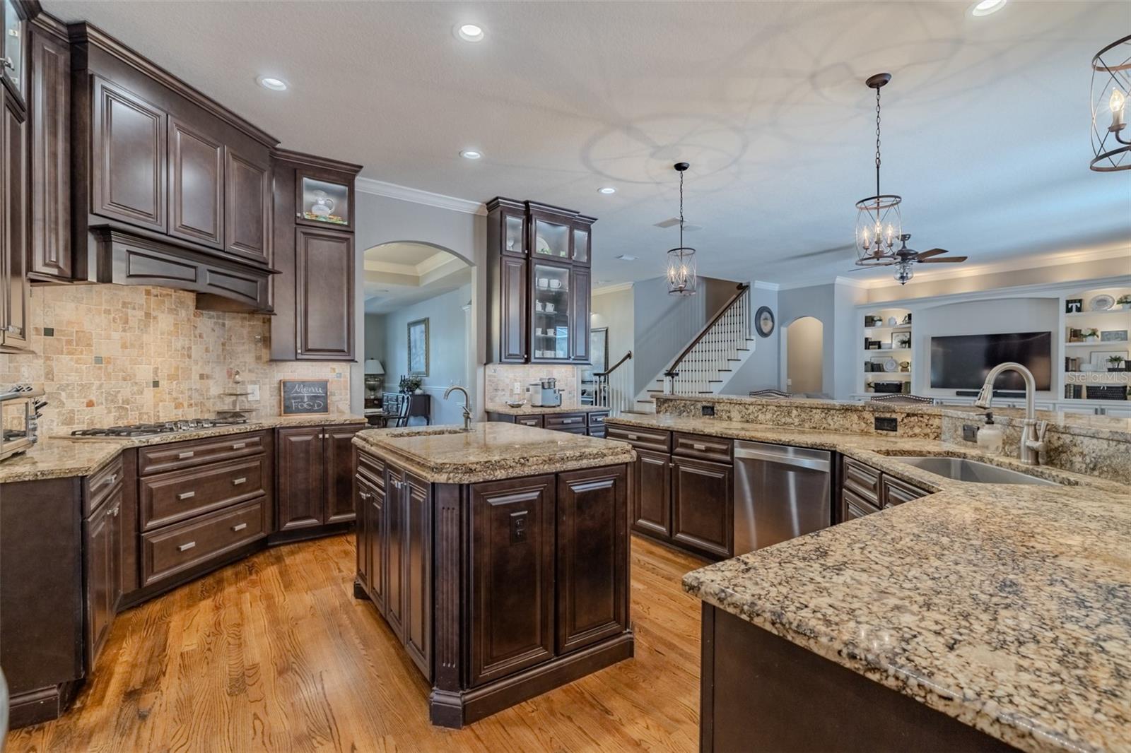 Image 29 of 76 For 5803 Thoreau Place