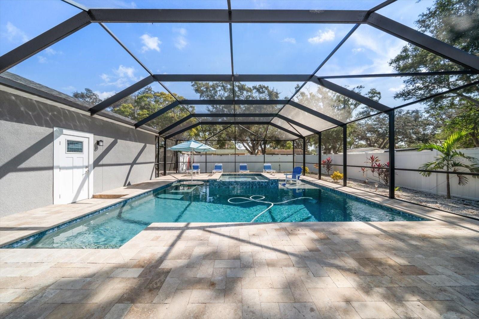 Image 13 of 34 For 560 Clearwater Largo Road S