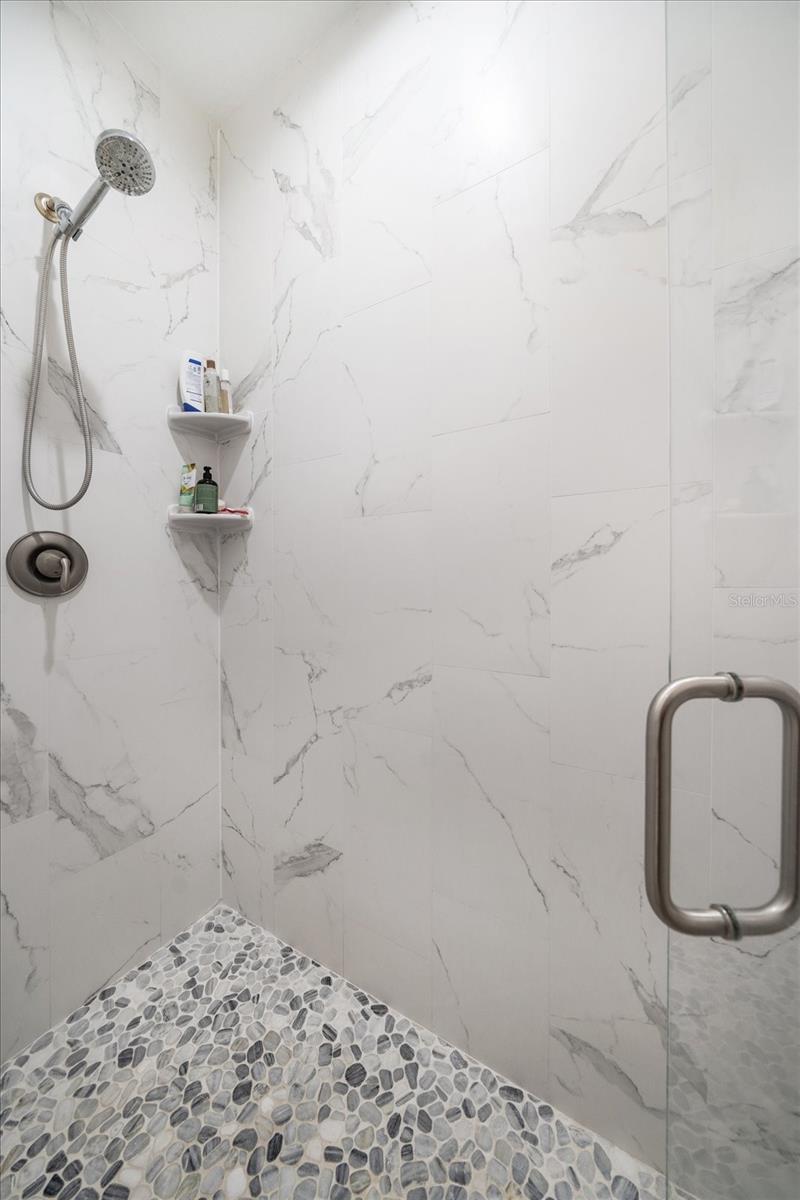 Image 24 of 34 For 560 Clearwater Largo Road S