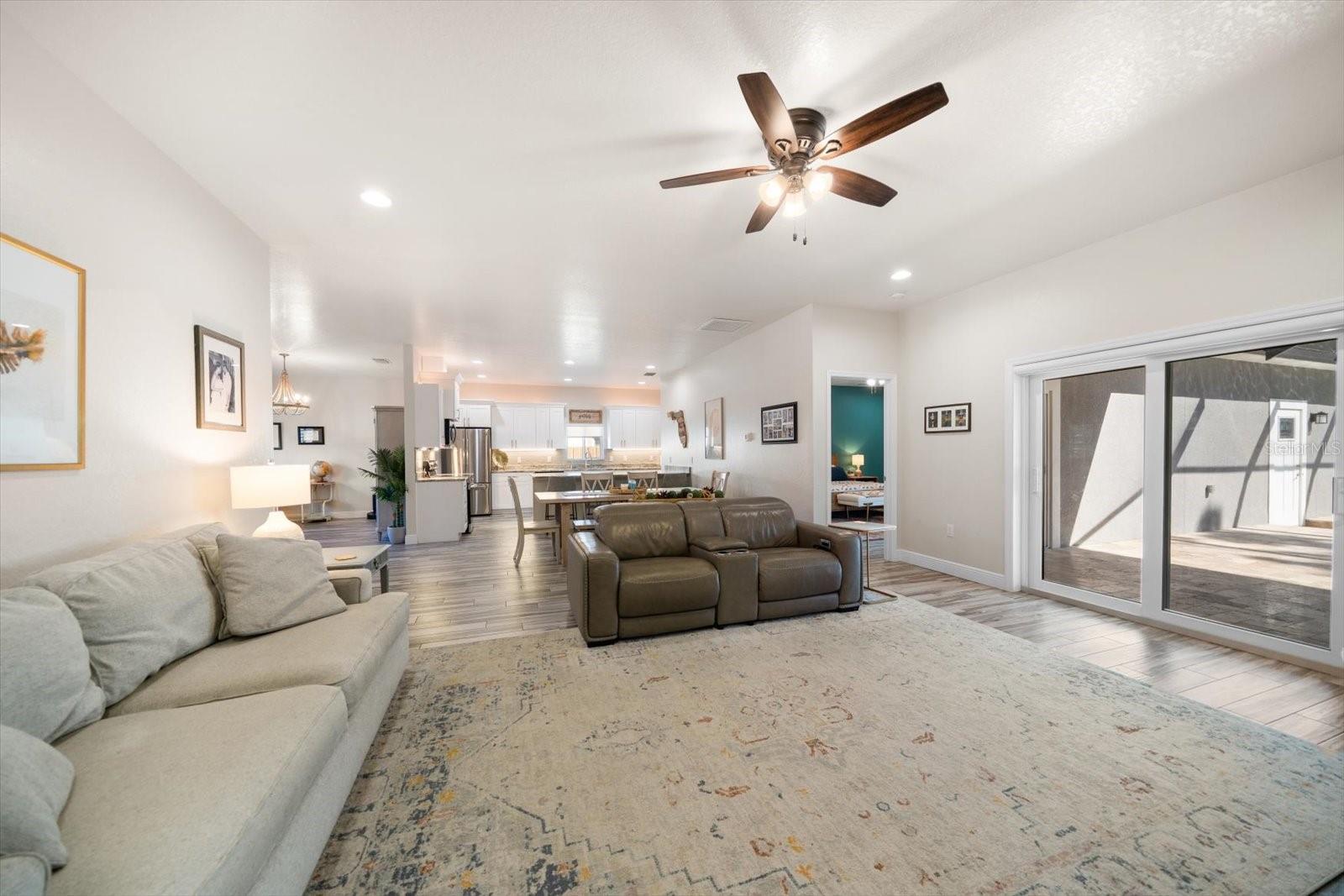 Image 30 of 34 For 560 Clearwater Largo Road S