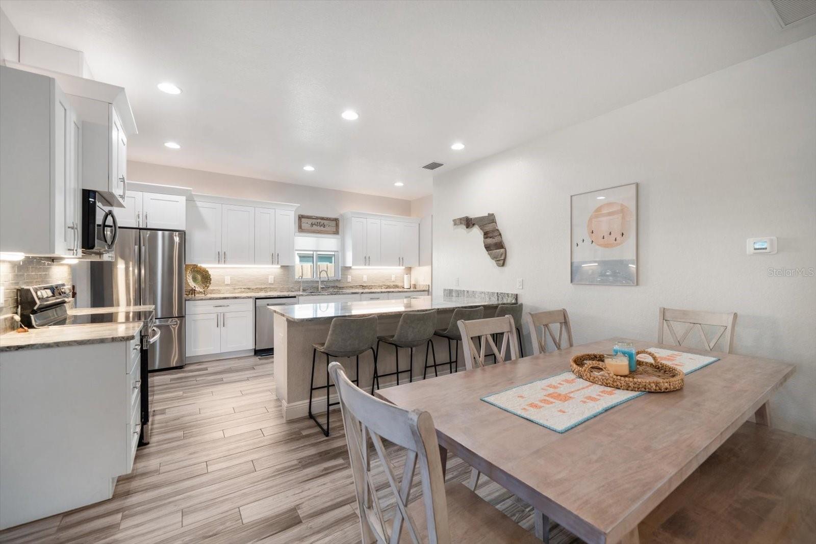 Image 8 of 34 For 560 Clearwater Largo Road S