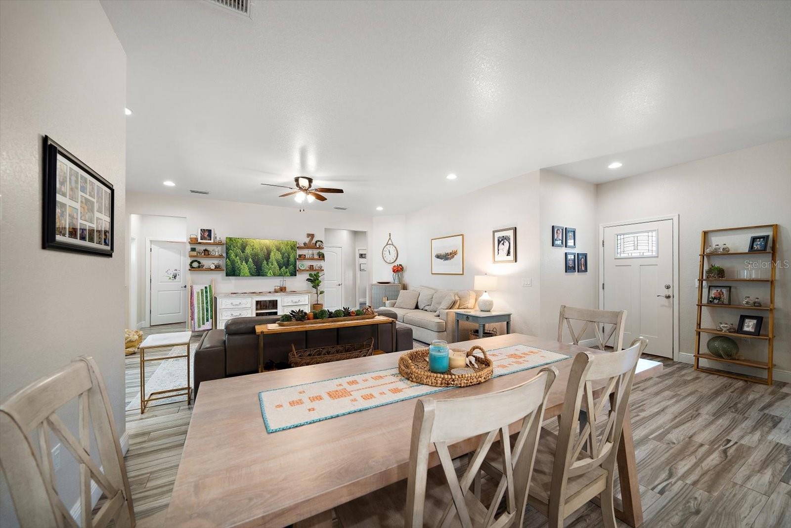 Image 9 of 34 For 560 Clearwater Largo Road S