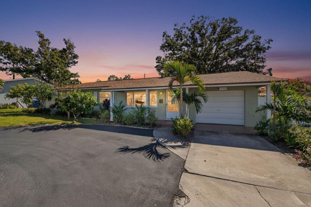 Details for 5216 30th Avenue N, ST PETERSBURG, FL 33710