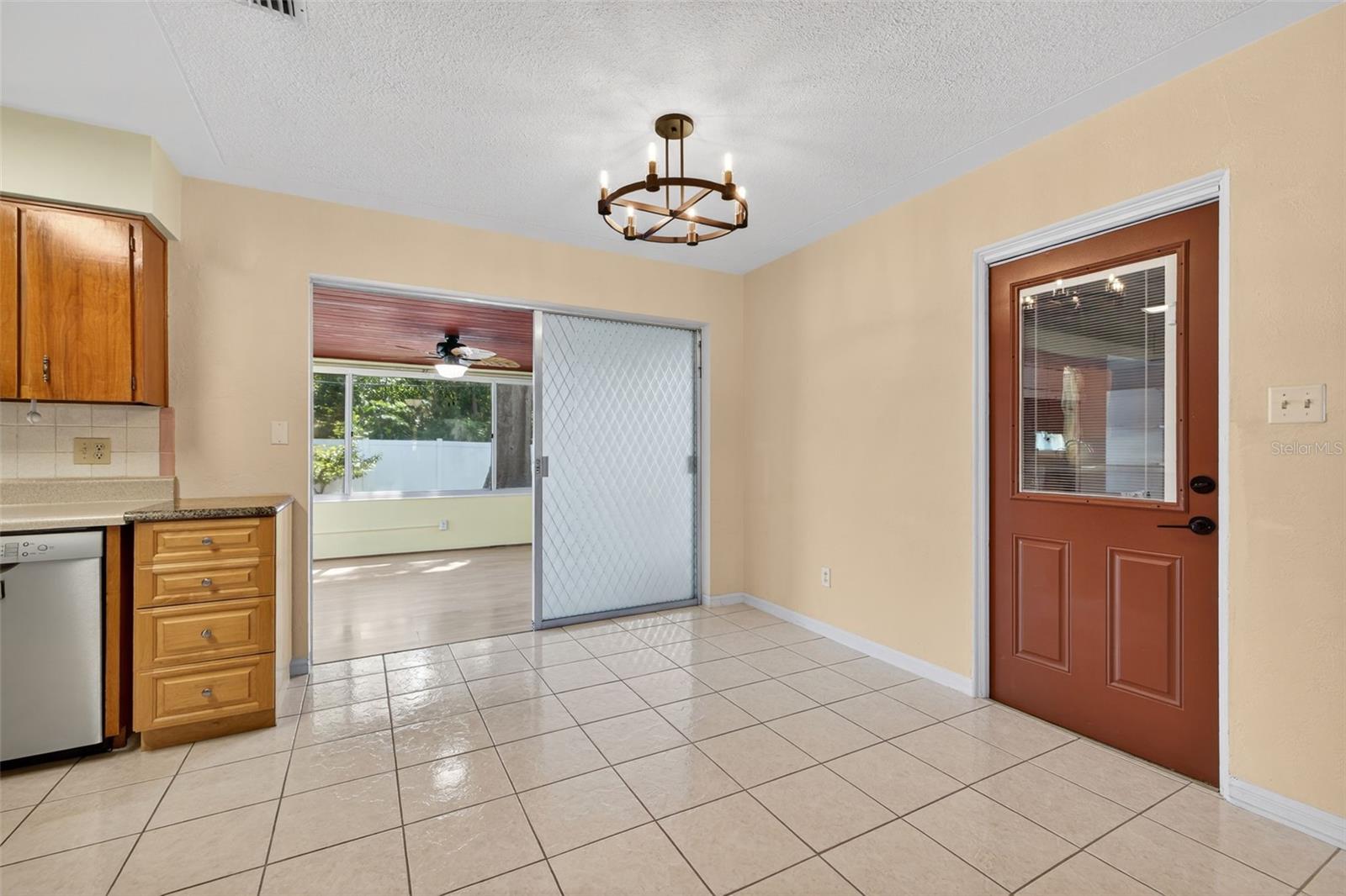 Image 13 of 25 For 5216 30th Avenue N