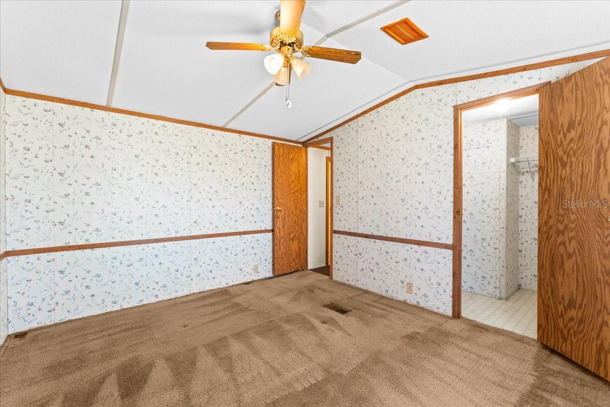 Image 23 of 61 For 12001 Rhodine Road