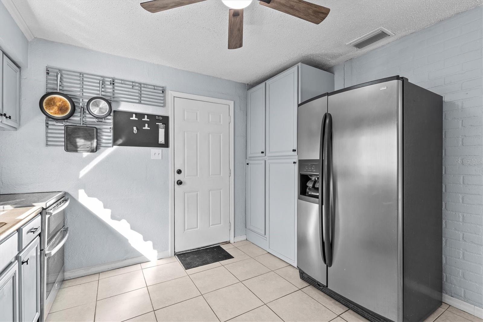 Image 17 of 53 For 3307 De Soto Boulevard