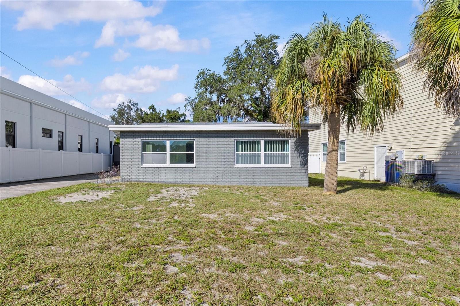 Image 30 of 53 For 3307 De Soto Boulevard