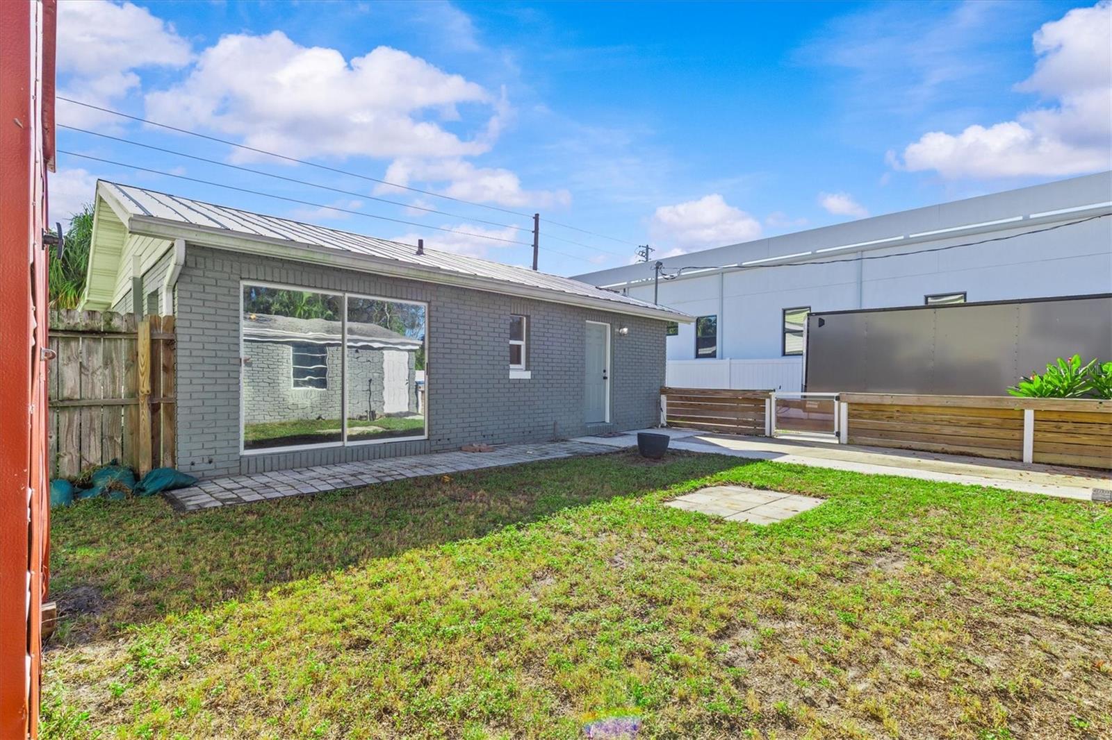 Image 31 of 53 For 3307 De Soto Boulevard