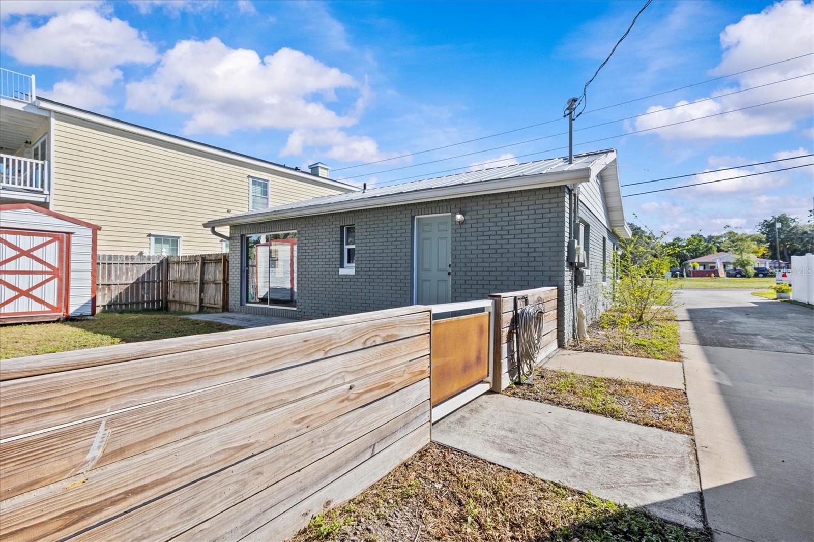 Image 35 of 53 For 3307 De Soto Boulevard