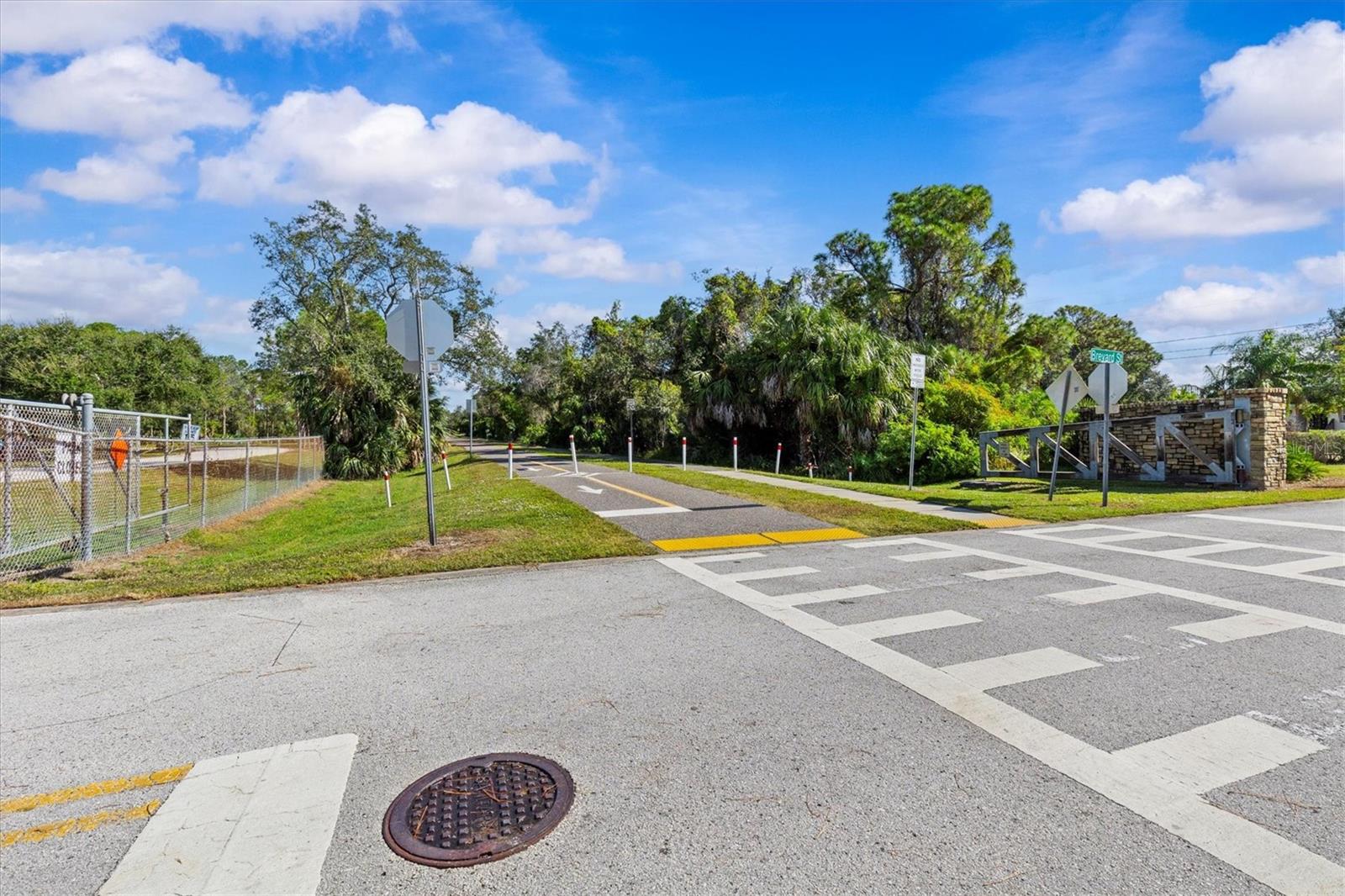 Image 36 of 53 For 3307 De Soto Boulevard