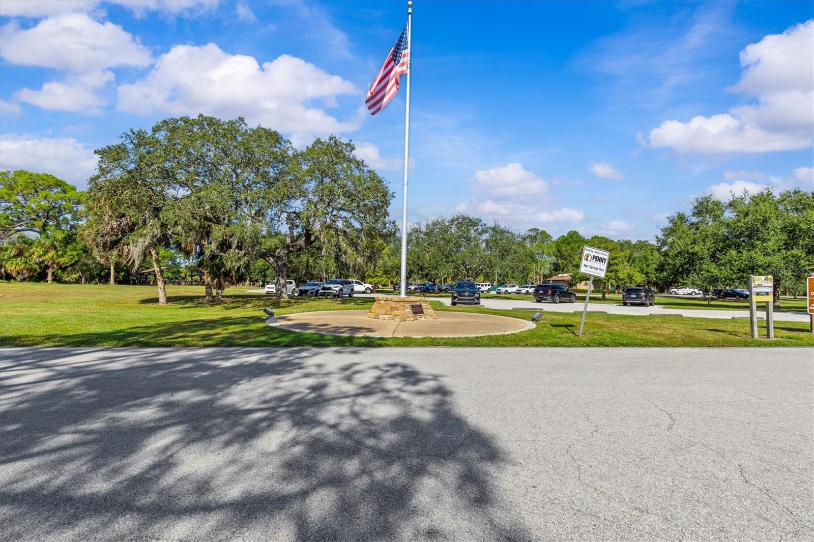 Image 38 of 53 For 3307 De Soto Boulevard