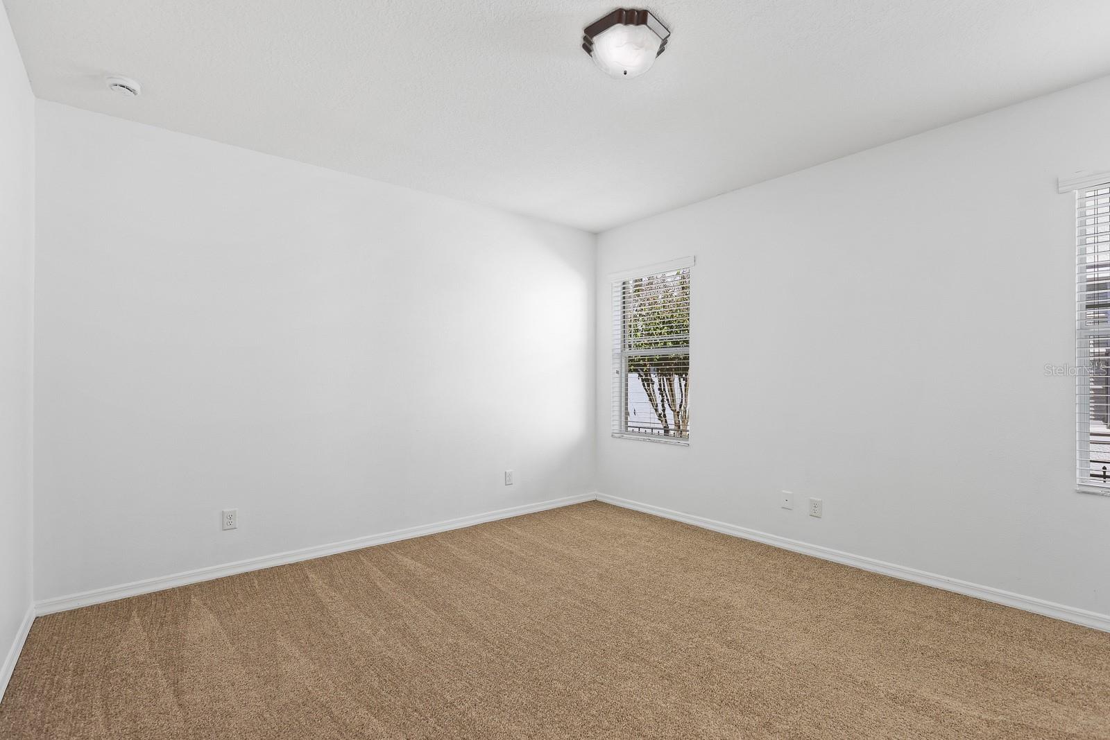 Image 18 of 46 For 5917 Grand Loneoak Lane