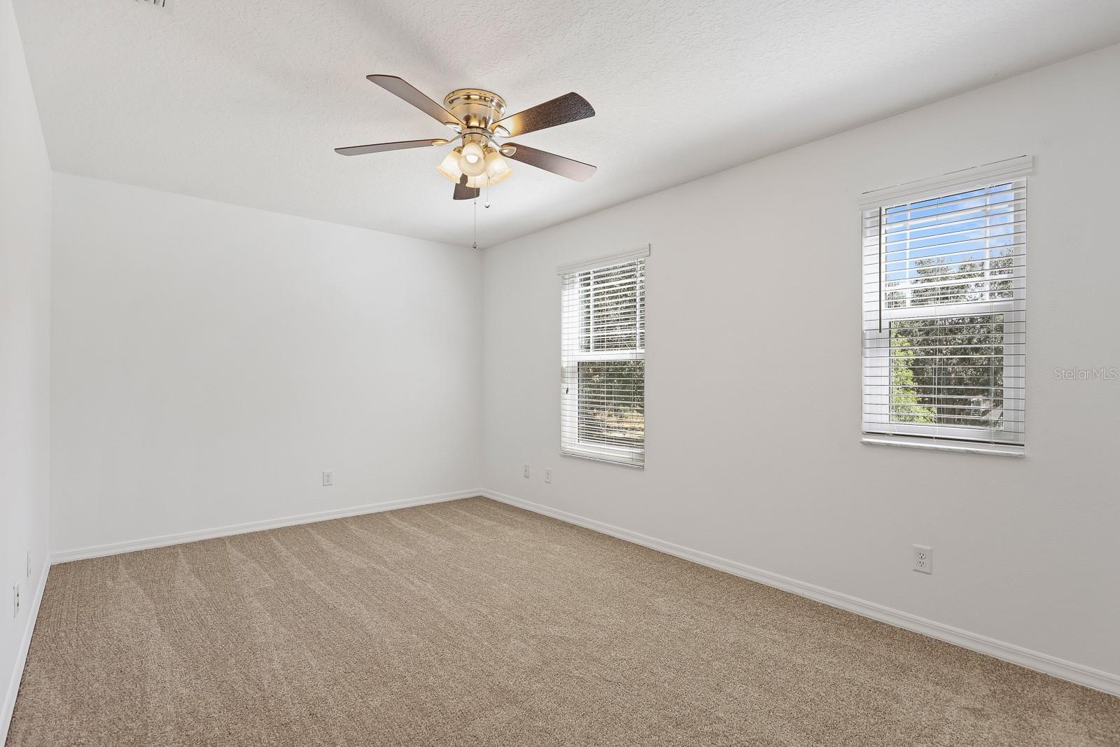 Image 25 of 46 For 5917 Grand Loneoak Lane