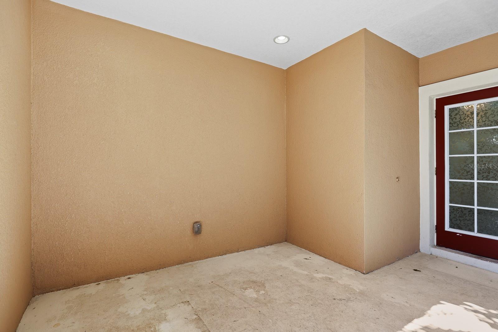 Image 35 of 46 For 5917 Grand Loneoak Lane