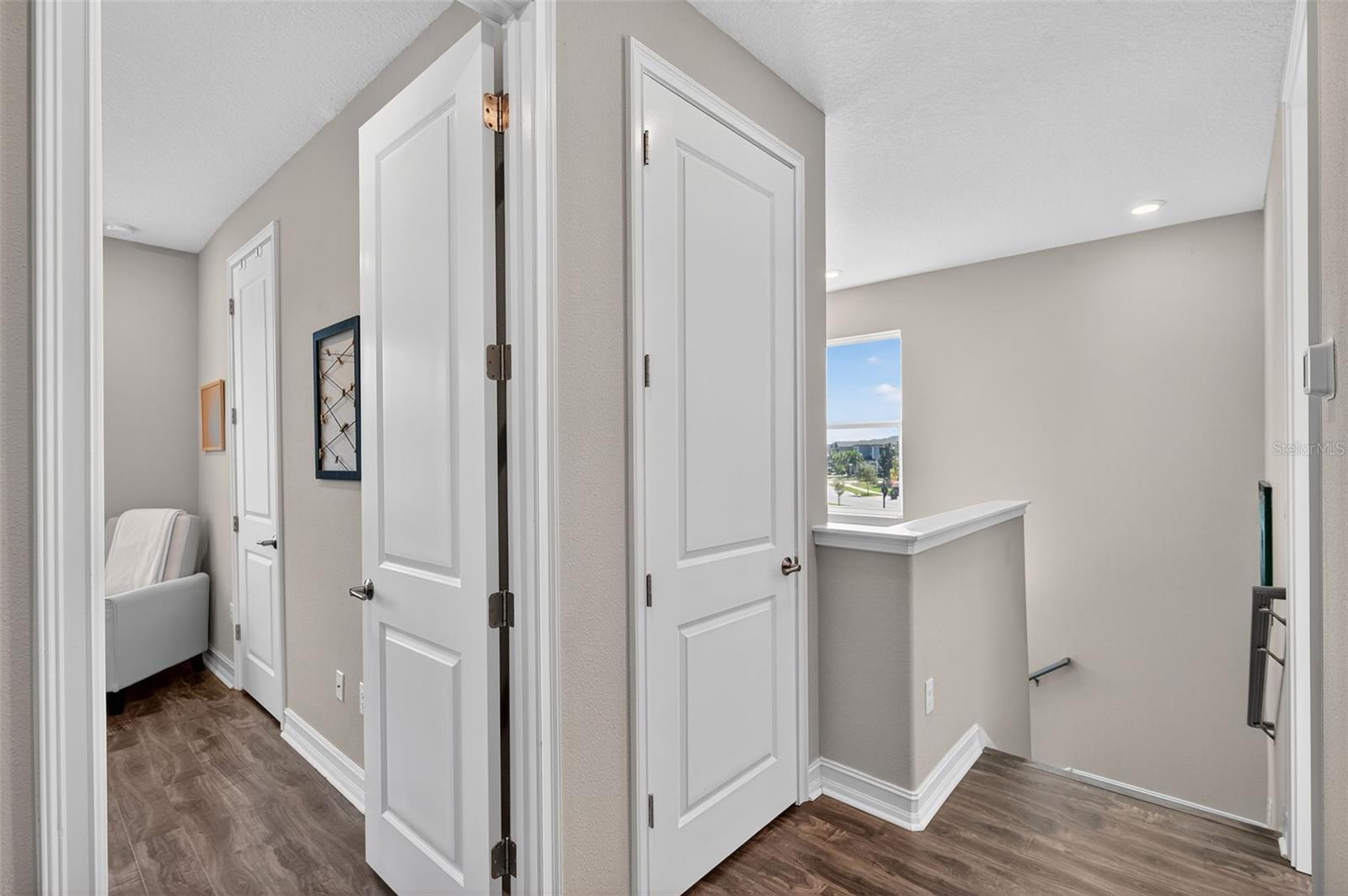 Image 22 of 90 For 4831 Isola Court