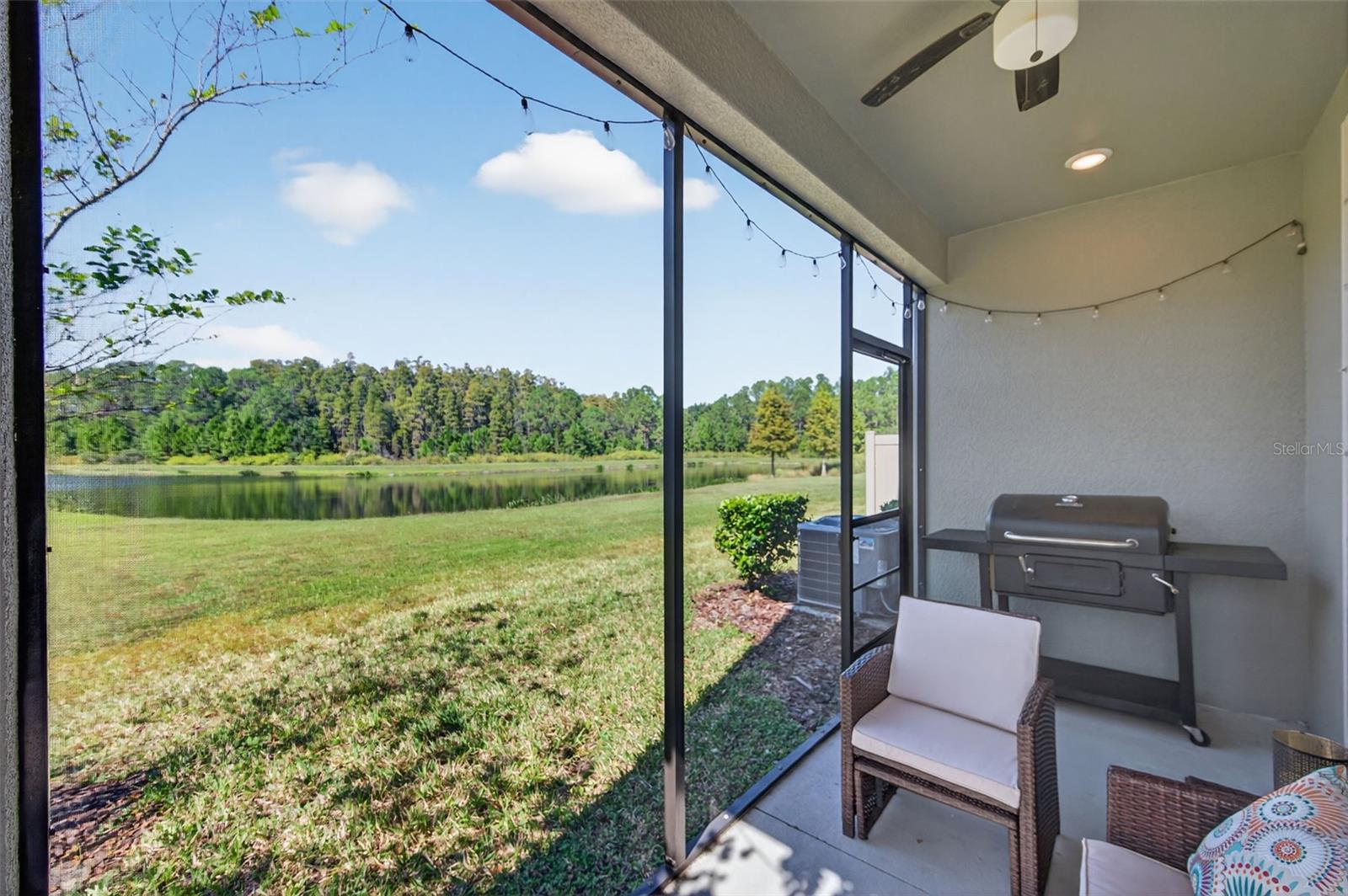 Image 41 of 90 For 4831 Isola Court