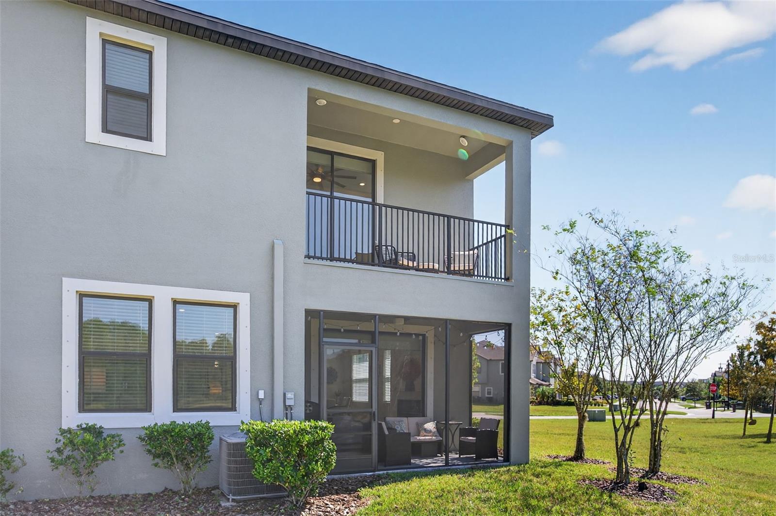 Image 46 of 90 For 4831 Isola Court