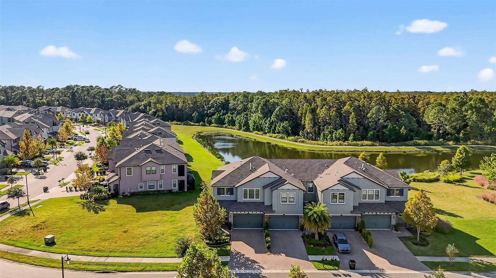 Image 52 of 90 For 4831 Isola Court