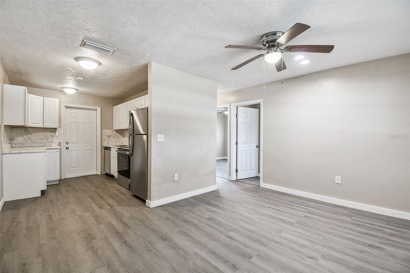 Image 23 of 25 For 337 4th Street W A